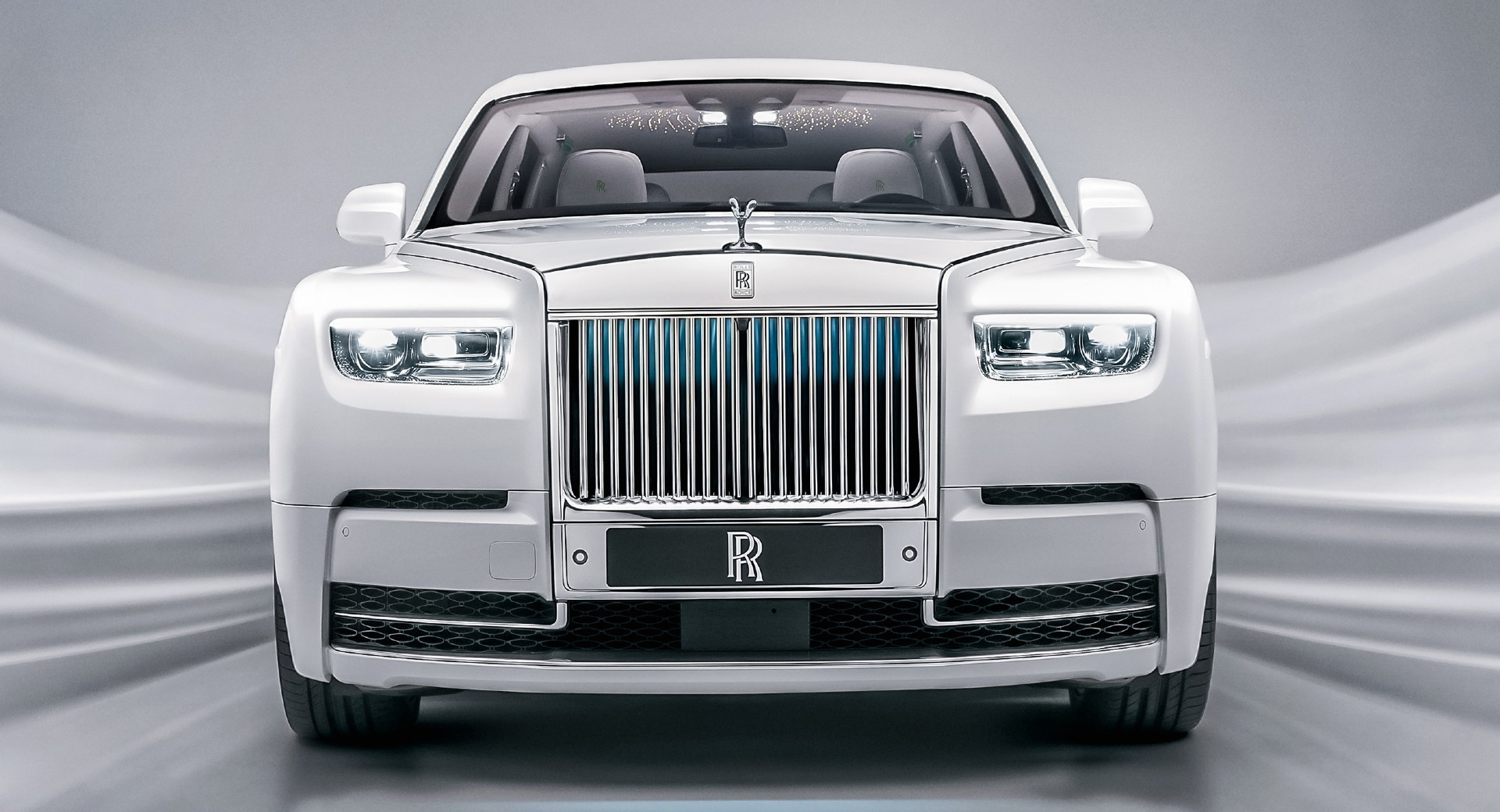 2018 Rolls Royce Phantom Review
