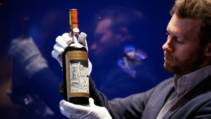 231119094427-01-most-expensive-whisky-macallan-1926-9382-1700546400.jpg