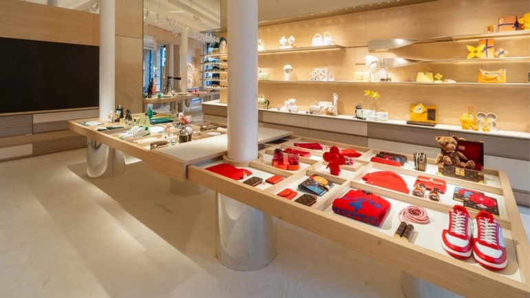 louis-vuitton-store-3-770x433-1747306788.jpg
