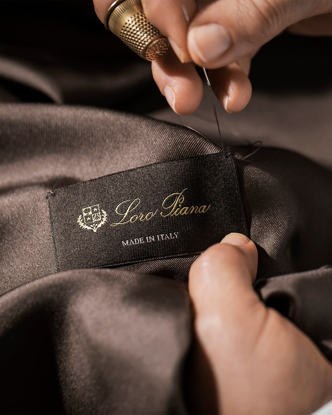 loropiana174143881035837708961898465931812343717-17526527719271352877990-1752657320065-17526573210951340270226-1752673742.jpg