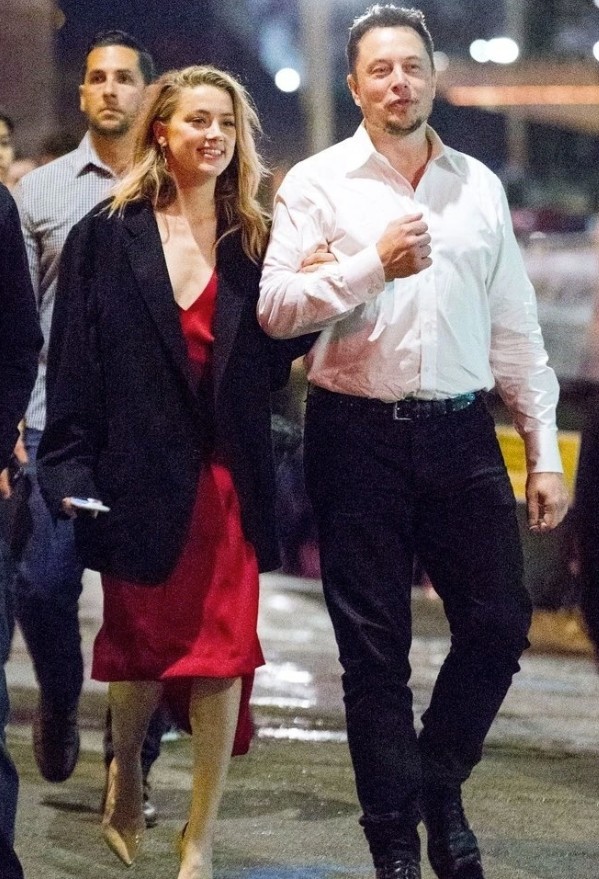 bi-mat-chuyen-tinh-amber-heard-elon-musk-khi-tinh-yeu-cua-gioi-sieu-giau-cung-day-bao-to3-1753170129.jpg
