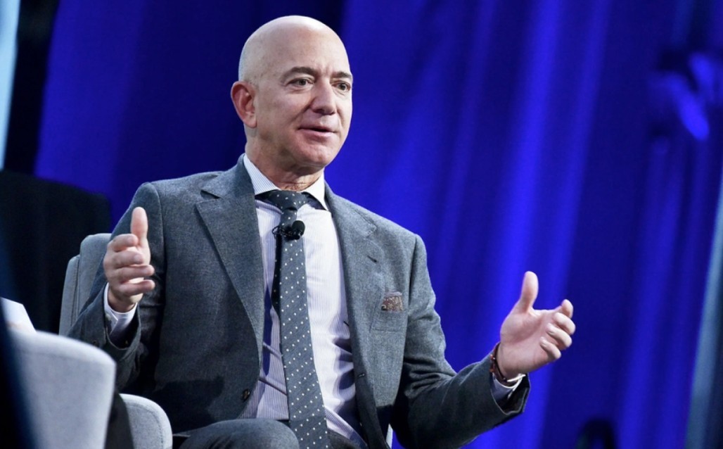 vi-sao-ty-phu-jeff-bezos-va-bill-gates-kien-nhan-rua-bat-moi-toi2-1754295247.jpg