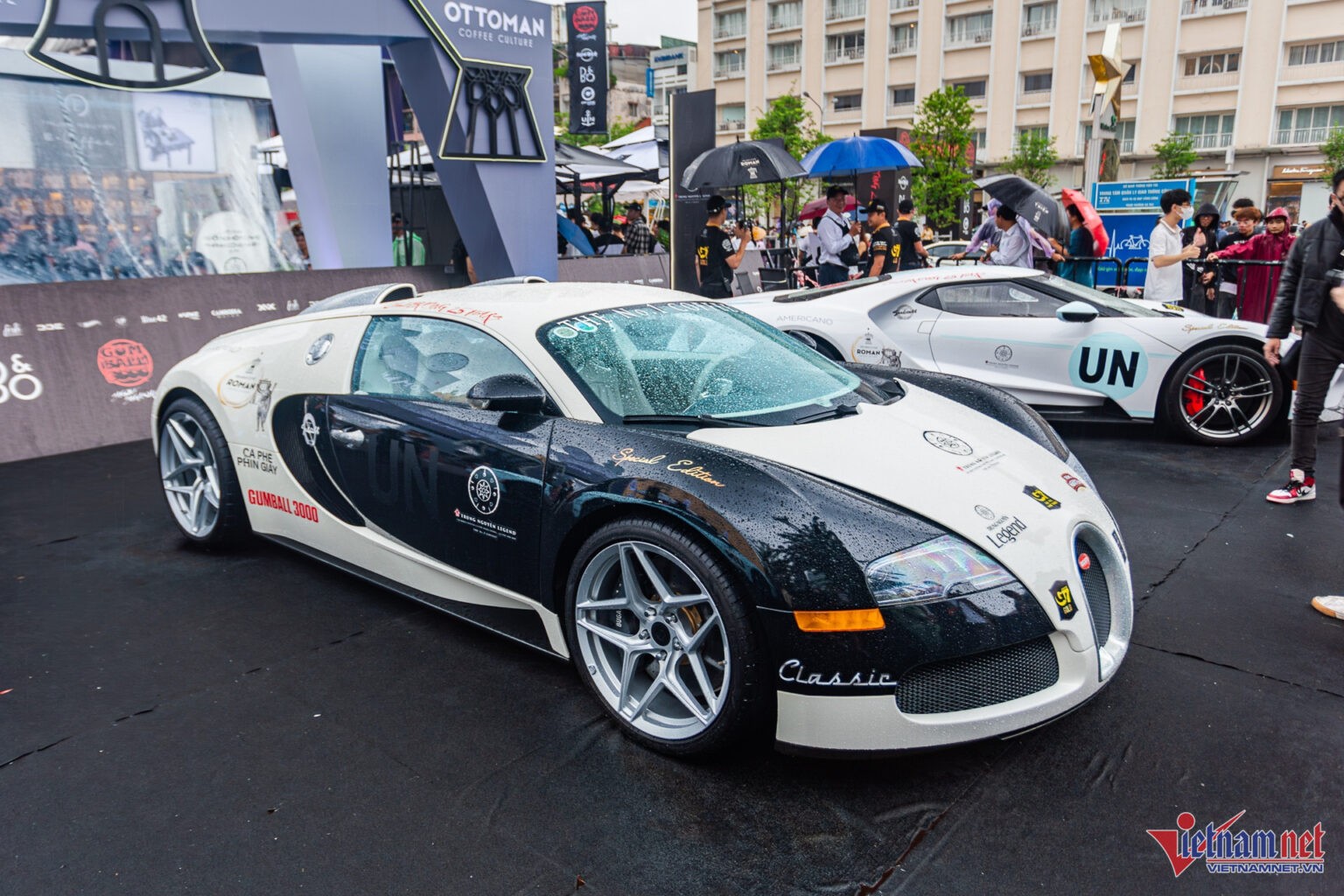 w-bugatti-veyron-1jpg-3374-1536x1024-1754402281.jpg