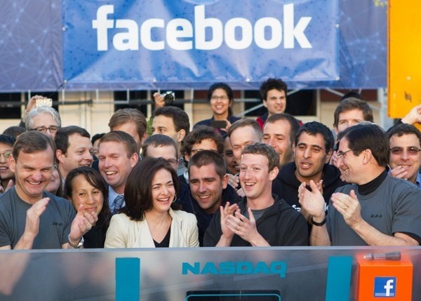 hanh-trinh-kho-tin-cua-mark-zuckerberg-tu-sinh-vien-bo-hoc-den-ty-phu-mang-xa-hoi3-1759216840.jpg