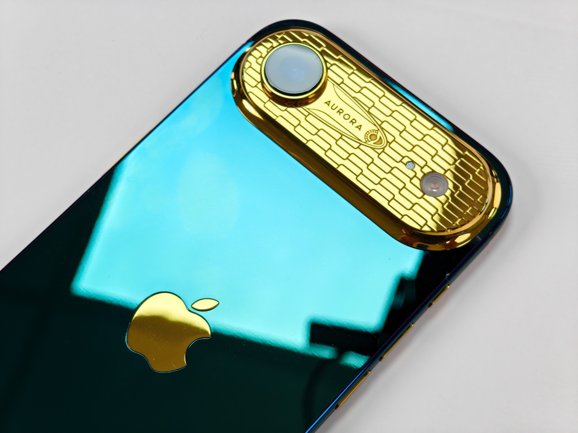 iphone-8-1758961459-1759224306.jpg