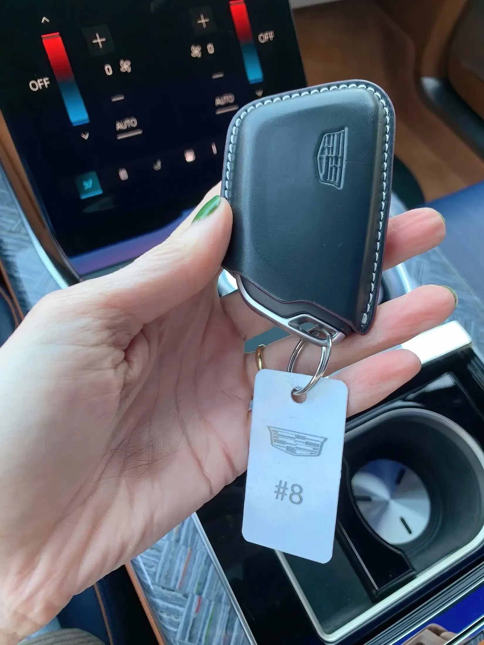 car-key-04-1760006964.webp