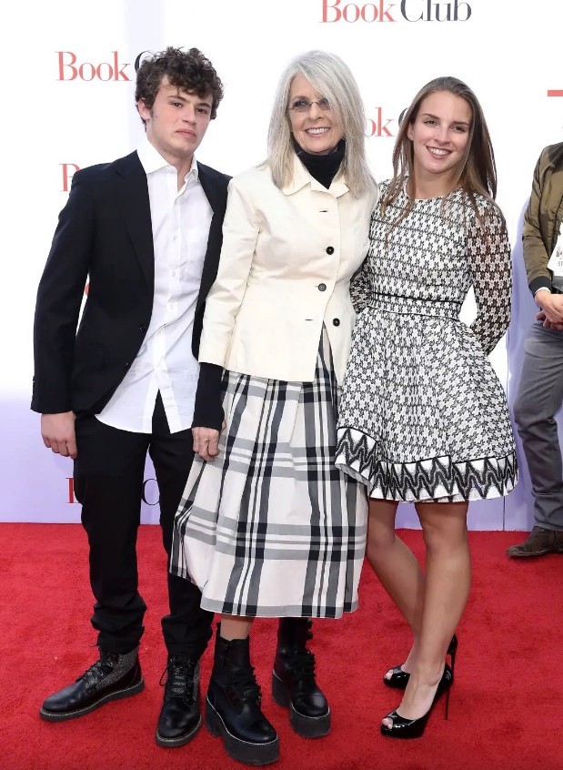 diane-keaton-qua-doi-de-lai-khoi-tai-san-100-trieu-usd-va-di-san-nghe-thuat-lan-bat-dong-san-do-so3-1760431553.jpg