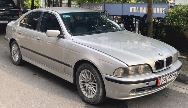 BMW 525i đời cổ biển tứ quý 5 tại Hà Nội