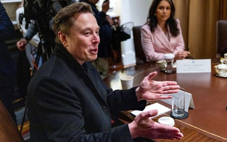 elon-musk-bat-mi-ke-hoach-kinh-ngac-xay-dung-thanh-pho-bat-diet-tren-sao-hoa-bao-hiem-cho-toan-nhan-loai-1746549636.PNG
