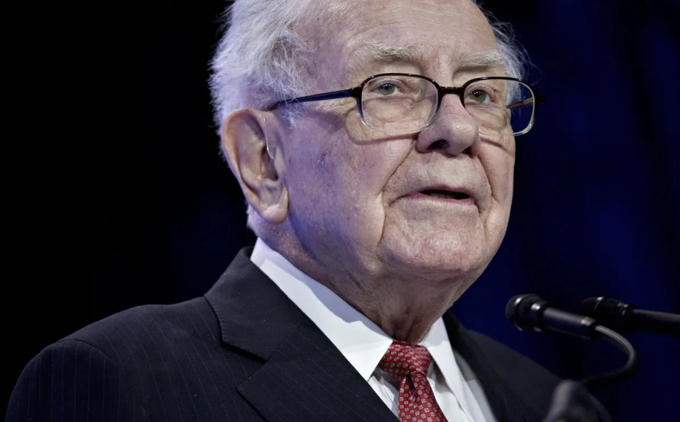 warren-buffett-khoi-tai-san-khong-lo-den-muc-nao-truoc-khi-ve-huu-1746549060.PNG