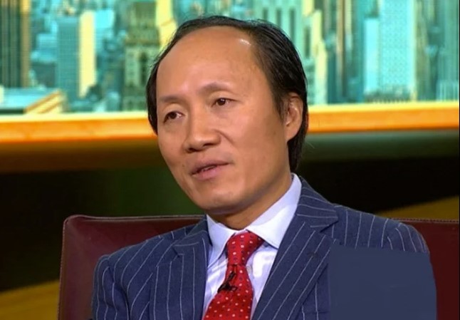 tu-tay-trang-mien-tay-den-chinh-phuc-pho-wall-ty-phu-goc-viet-choi-lon-mua-penthouse-nghin-ty-cua-trump-1747055015.jpg