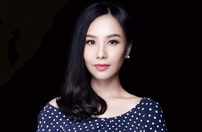 liu-chang-nu-tuong-hoi-sinh-de-che-chan-nuoi-dua-new-hope-vuon-tam-fortune-500-1748268946.jpg