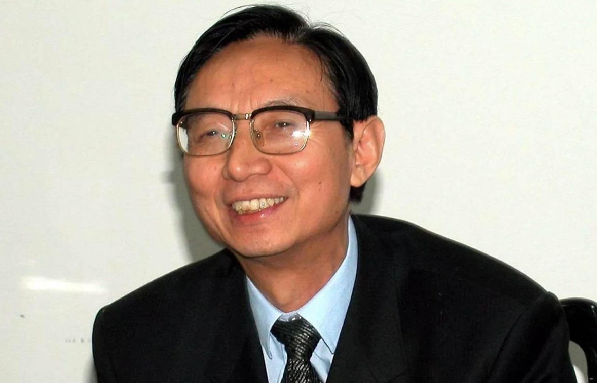 ty-phu-khoi-nghiep-o-tuoi-60-dat-dinh-72-va-trang-tay-o-tuoi-82-vi-sao-1753776232.jpg