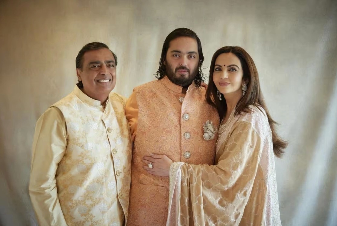 ba-nguoi-con-ty-phu-giau-nhat-chau-a-lam-sep-khong-luong-chien-luoc-chuyen-giao-quyen-luc-doc-dao-cua-mukesh-ambani3-1753950777.jpg