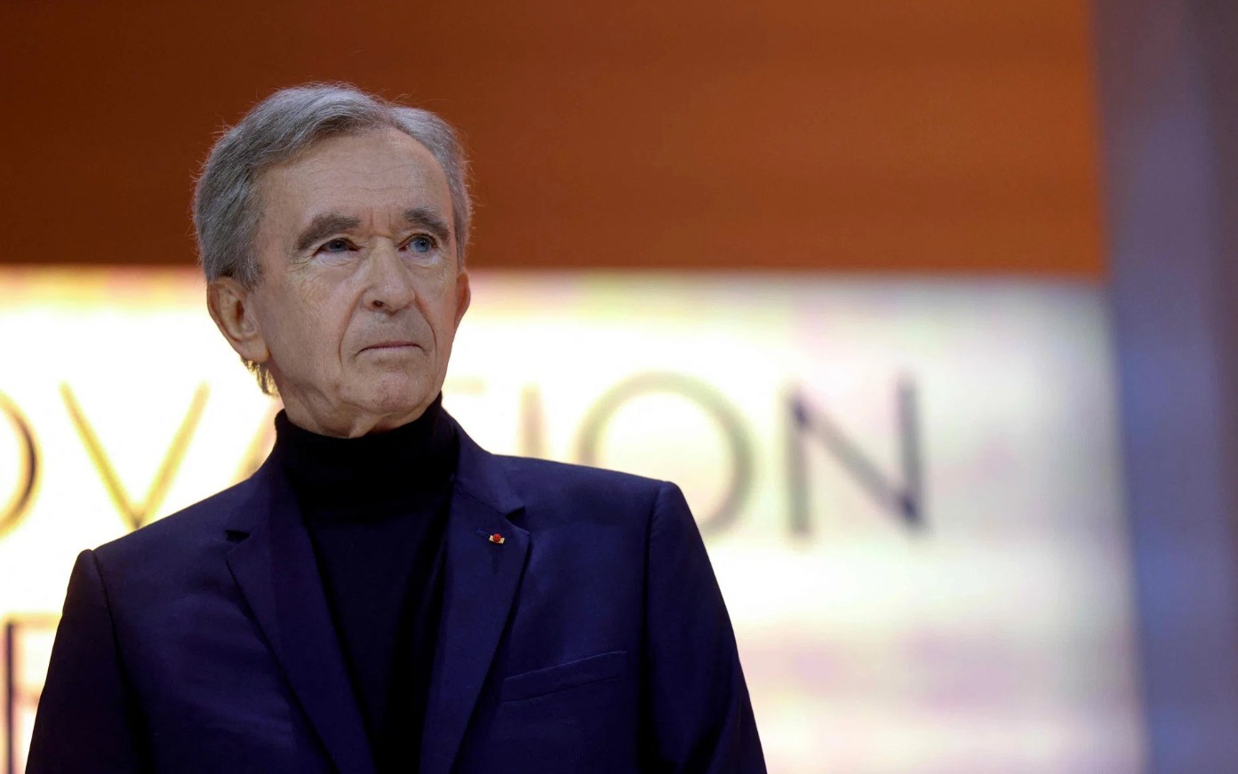 ty-phu-bernard-arnault-chu-lvmh-len-tieng-canh-bao-thue-tai-san-se-lam-suy-yeu-kinh-te-phap-1758619028.jpg