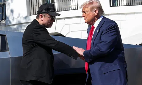 Trump biến Vest thành 'vũ khí quyền lực': Elon Musk và Zelensky trở thành mục tiêu