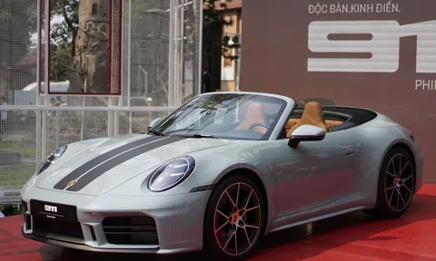 Porsche 911 Cabriolet thế hệ mới: Thiết kế đẳng cấp, trang bị đậm chất xe đua