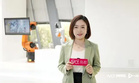 Chân dung nữ lãnh đạo xinh đẹp của "gã khổng lồ" điều hòa Trung Quốc: Người đẳng sau những thương vụ tỷ đô