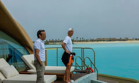 Quà Giáng sinh xa xỉ của tỷ phú Ronaldo: Chi tiền mua hai biệt thự trên đảo riêng trị giá gần 250 tỷ đồng