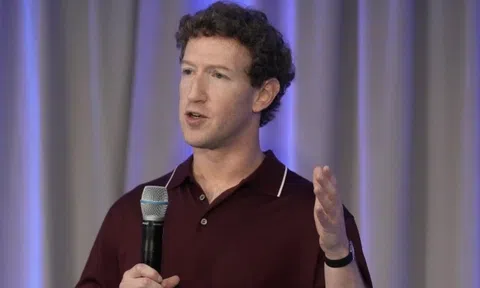 Tại sao những người giàu nhất nước Mỹ chỉ nhận lương 1 đô la mỗi năm?