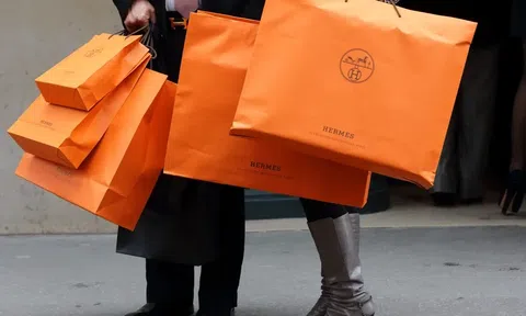 Túi xách hạng sang trở thành tài sản đầu tư sinh lời vượt trội, bỏ xa cả thị trường chứng khoán