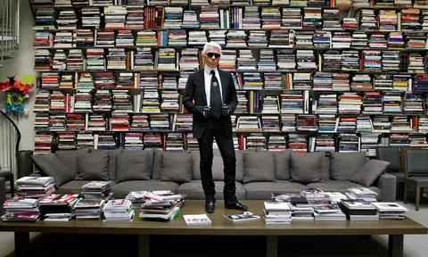 Ông vua Chanel Karl Lagerfeld: "Tôi là một nạn nhân hạnh phúc của sách"