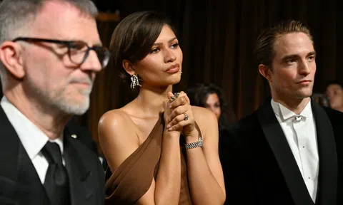 Kho đồng hồ triệu đô của bạn gái 'người nhện' Tom Holland: Từ Rolex đến Patek Philippe