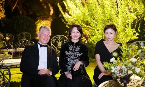 Không chỉ giàu: Bí mật khí chất khiến ‘bà trùm’ họ Hà luôn ở đỉnh cao quyền lực