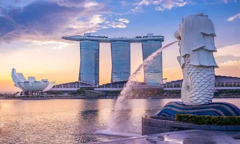 Có gì bên trong siêu khách sạn đắt nhất Singapore?