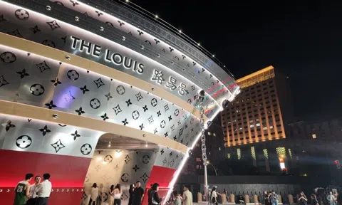 Thị trường hàng xa xỉ Trung Quốc dần khởi sắc