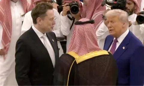Bữa tiệc quyền lực ở Arab Saudi: Elon Musk dự yến tiệc cùng Trump, thỏa thuận khủng 100 tỷ USD hé lộ