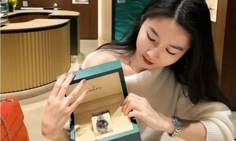 Giới nhà giàu Mỹ đổ xô săn lùng Rolex, biến đồng hồ xa xỉ thành "Vàng mới" để tích sản