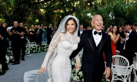 Đám cưới tỷ phú Jeff Bezos tại Venice mang về 1,1 tỷ USD cho thành phố