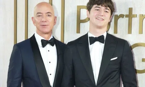 Cách nuôi con kín tiếng lạ thường của tỷ phú Jeff Bezos