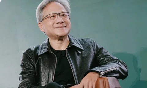 Nvidia của tỷ phú Jensen Huang chính thức cán mốc vốn hóa 4.000 tỷ USD, dẫn đầu thế giới