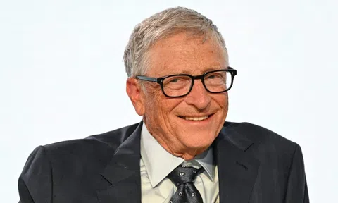 Bill Gates rớt khỏi Top 10 tỷ phú giàu nhất thế giới: Mất tiền nhưng được gì?
