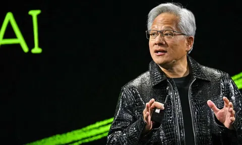 CEO Nvidia Jensen Huang vượt Bernard Arnault, lọt top 6 người giàu nhất thế giới