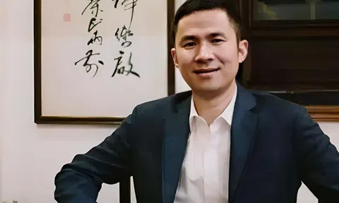 Thoát truy sát đầy kịch tính, vị tỷ phú 48 tuổi chọn cuộc sống ẩn dật thay vì xa hoa