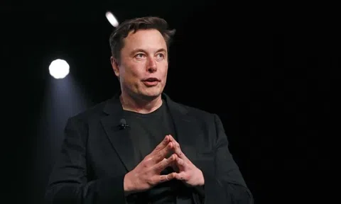 Câu lạc bộ những người giàu nhất thế giới: Khi 100 tỷ USD chỉ là “vé vào cửa”