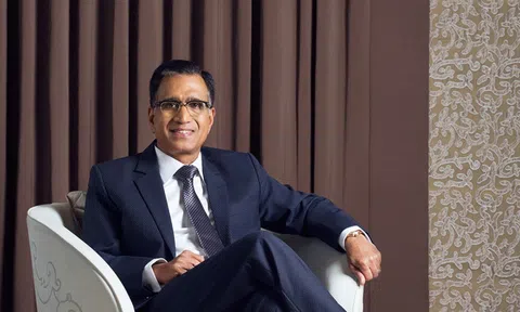 Tỷ phú Ấn Độ kiếm bộn tiền nhờ bán trang sức cưới