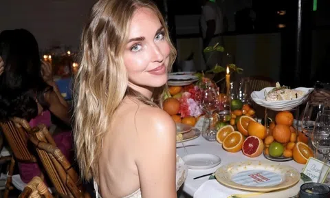 Kinh doanh và từ thiện cùng lúc: “Kim Kardashian Ý” phông bạt kiếm triệu USD như thế nào ?