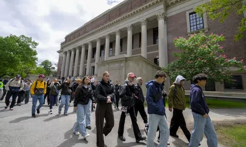 Khi tiền tỷ quyết định giáo dục: Tỷ phú làm rung chuyển các đại học hàng đầu Mỹ