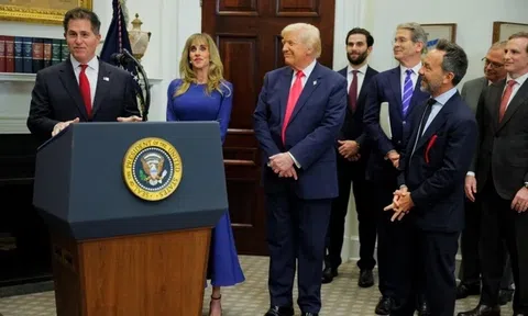 Tài khoản ông Trump nhận 6,25 tỷ USD từ vợ chồng tỷ phú Dell