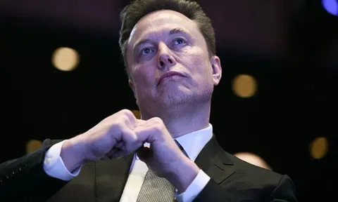 Tỷ phú Elon Musk đòi giải tán EU