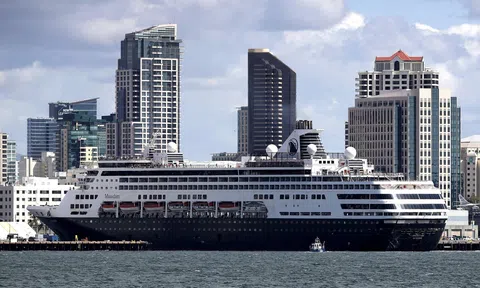 Tỷ phú địa ốc 93 tuổi rút lui, thị trường San Diego lập tức biến động mạnh