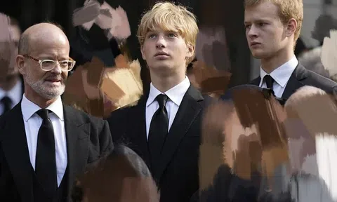 Lộ diện những công tử, tiểu thư quý tộc “hấp dẫn nhất thế giới” năm 2025