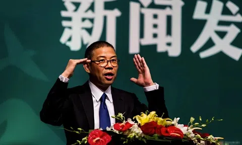 Tỷ phú giàu nhất Trung Quốc: Bỏ học lớp 6, trượt đại học 2 lần vẫn lên đỉnh tài sản