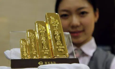 Giới thượng lưu Trung Quốc bán nhà đất, chuyển hướng tích trữ vàng