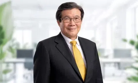 Người đàn ông suýt bỏ học nay soán ngôi giàu nhất Đông Nam Á là ai?