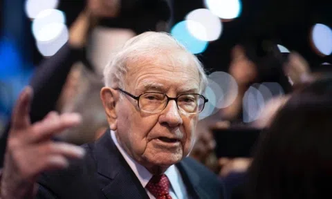 Vàng lập đỉnh, tỷ phú Warren Buffett giữ quan điểm cũ: Triết lý đầu tư không đổi